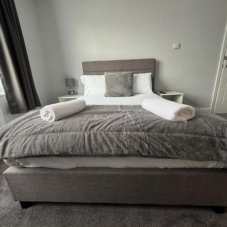 Lymm Living Hotel Warrington  Bagian luar foto