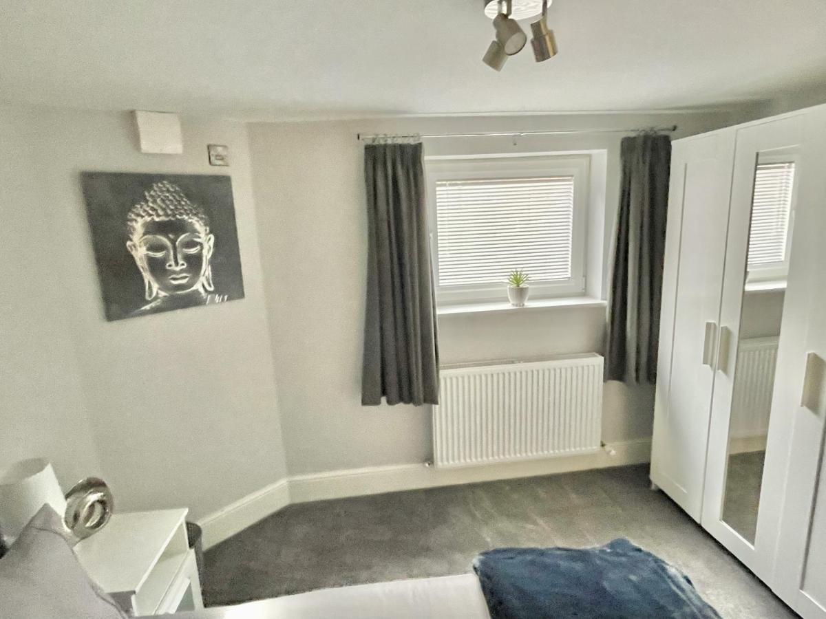 Lymm Living Hotel Warrington  Bagian luar foto