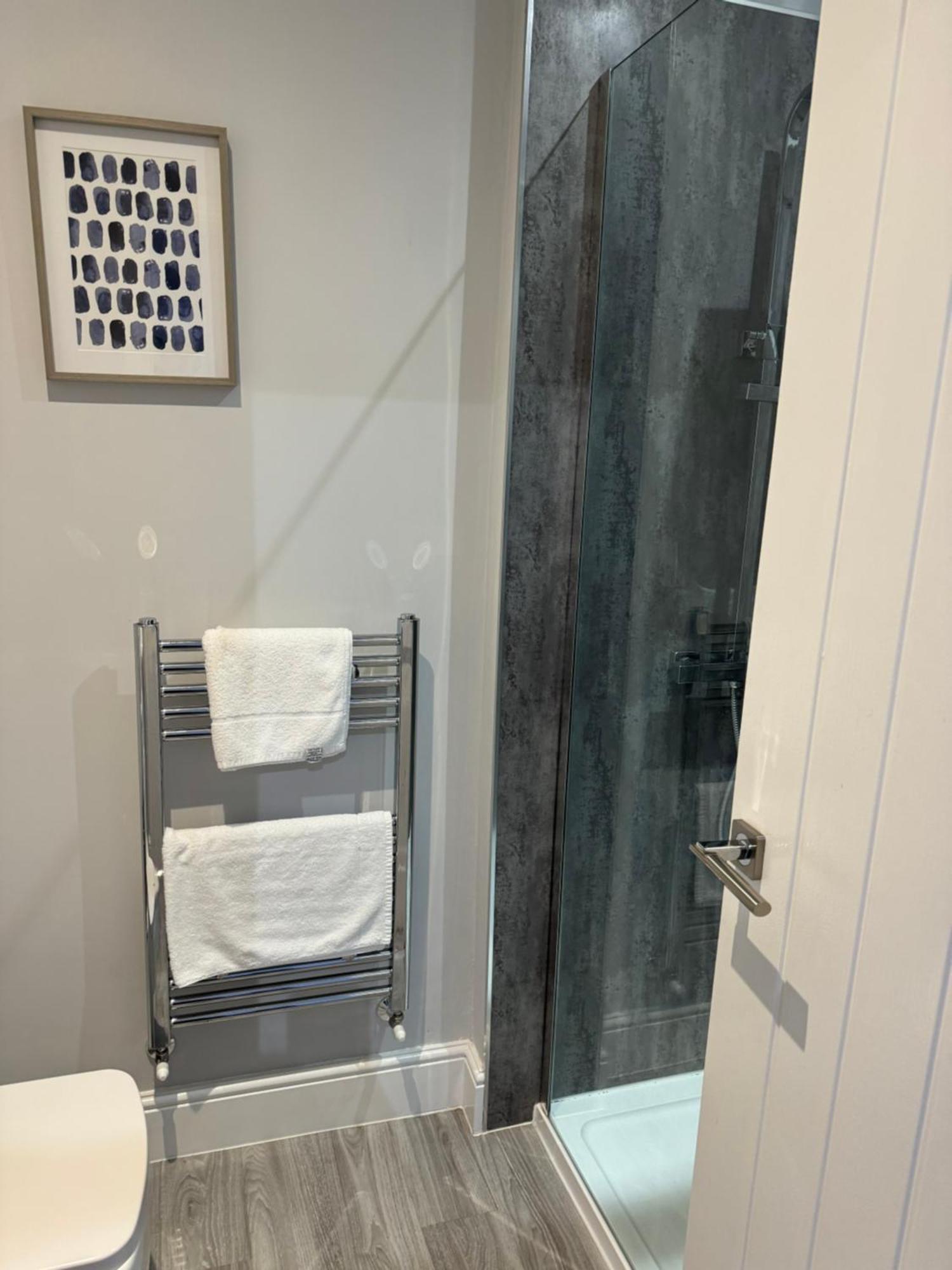Lymm Living Hotel Warrington  Bagian luar foto