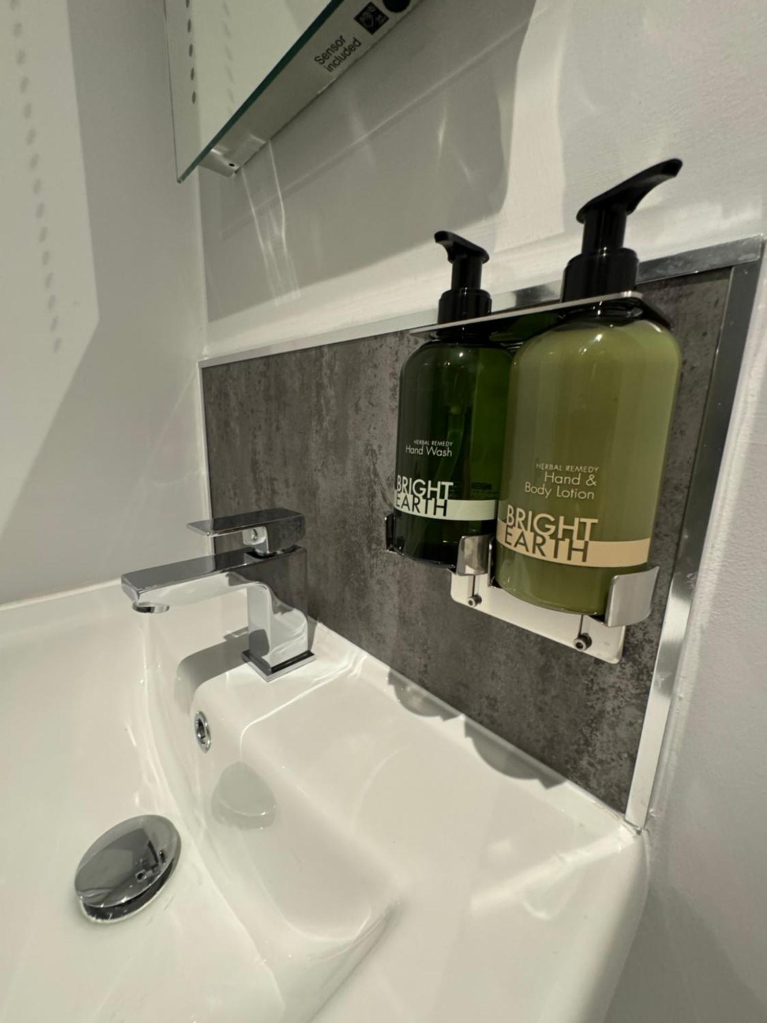 Lymm Living Hotel Warrington  Bagian luar foto